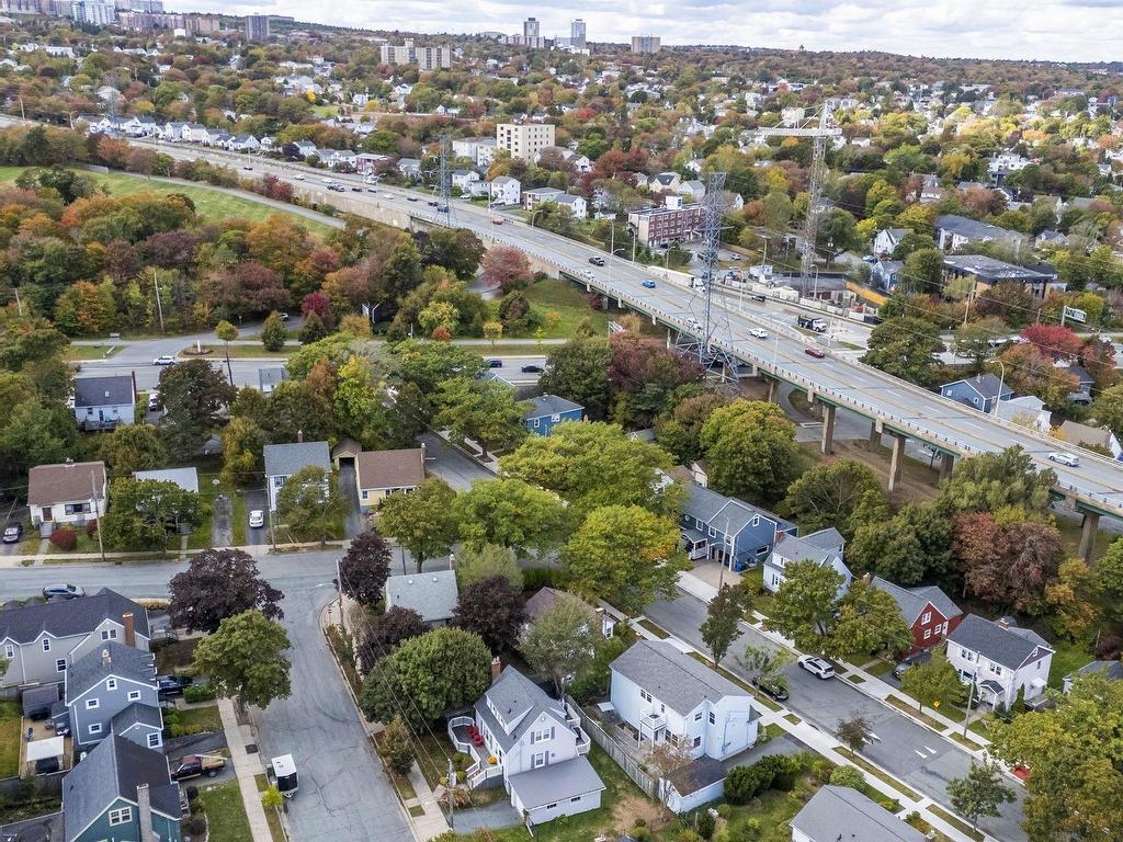 












7142 Abbott Drive

,
Halifax,




NS
B3L 2L7

