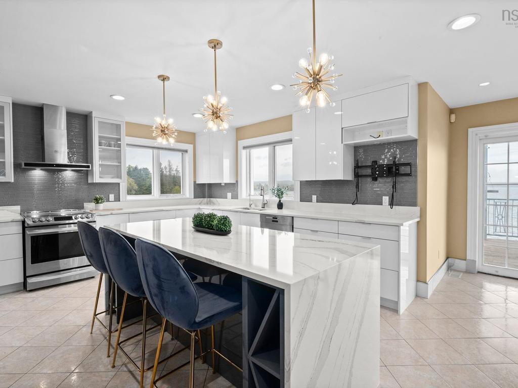 












38 Lennox Road

,
Black Point,




NS
B0J 1T0

