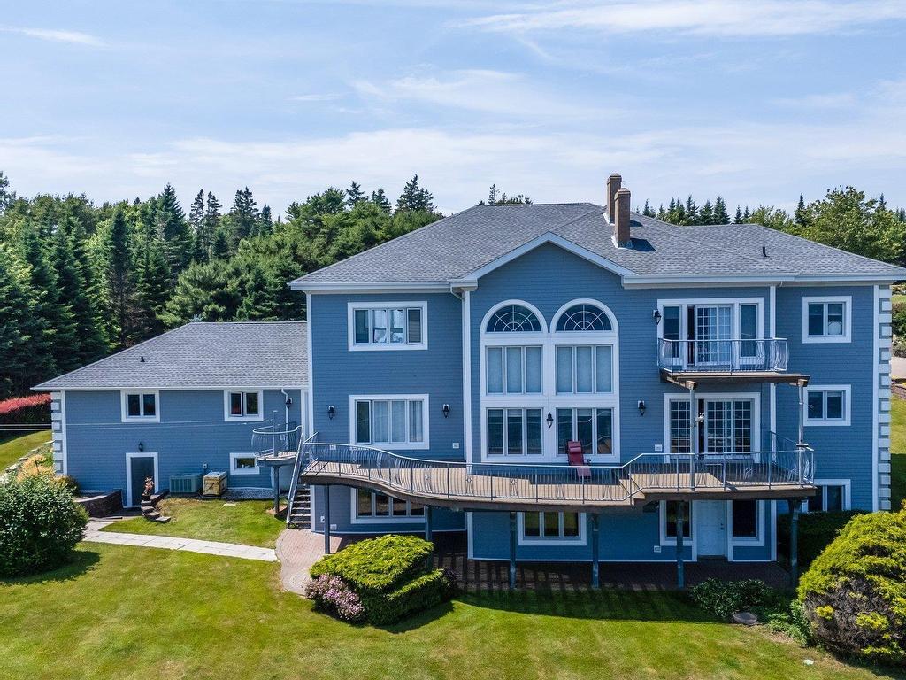 












38 Lennox Road

,
Black Point,




NS
B0J 1T0

