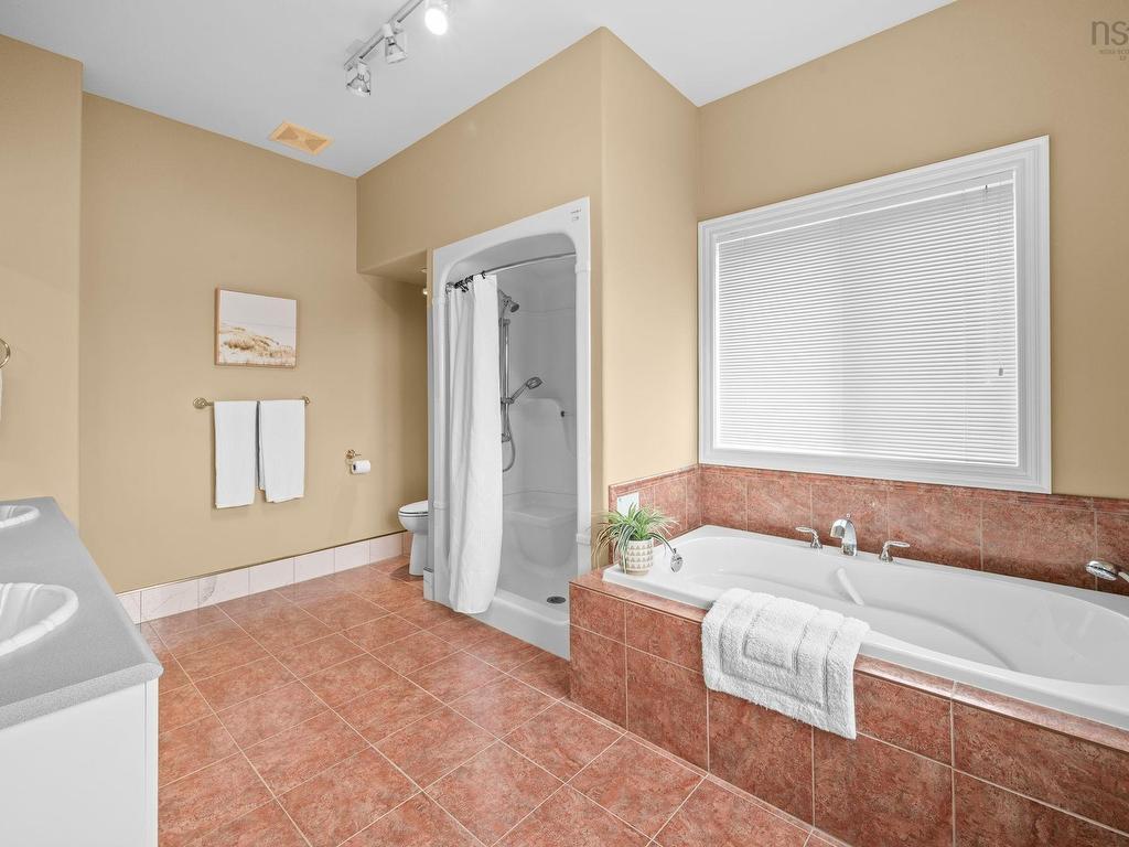 












38 Lennox Road

,
Black Point,




NS
B0J 1T0

