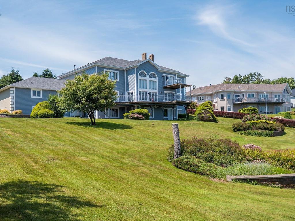 












38 Lennox Road

,
Black Point,




NS
B0J 1T0

