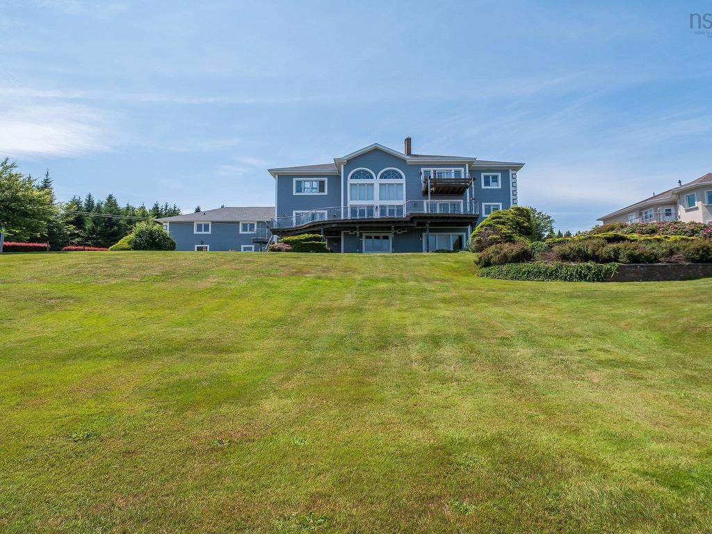 












38 Lennox Road

,
Black Point,




NS
B0J 1T0

