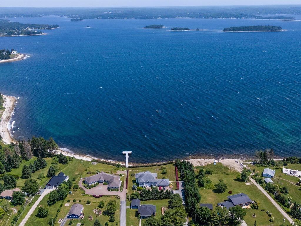 












38 Lennox Road

,
Black Point,




NS
B0J 1T0

