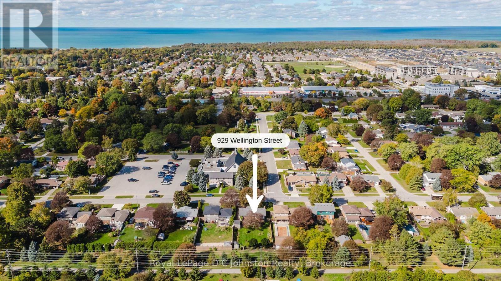 












929 WELLINGTON STREET

,
Saugeen Shores,




Ontario
N0H2C3

