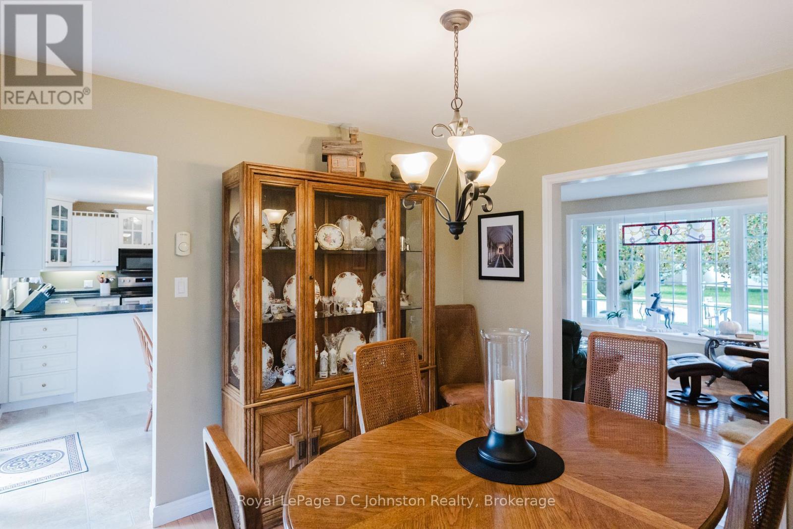 












929 WELLINGTON STREET

,
Saugeen Shores,




Ontario
N0H2C3

