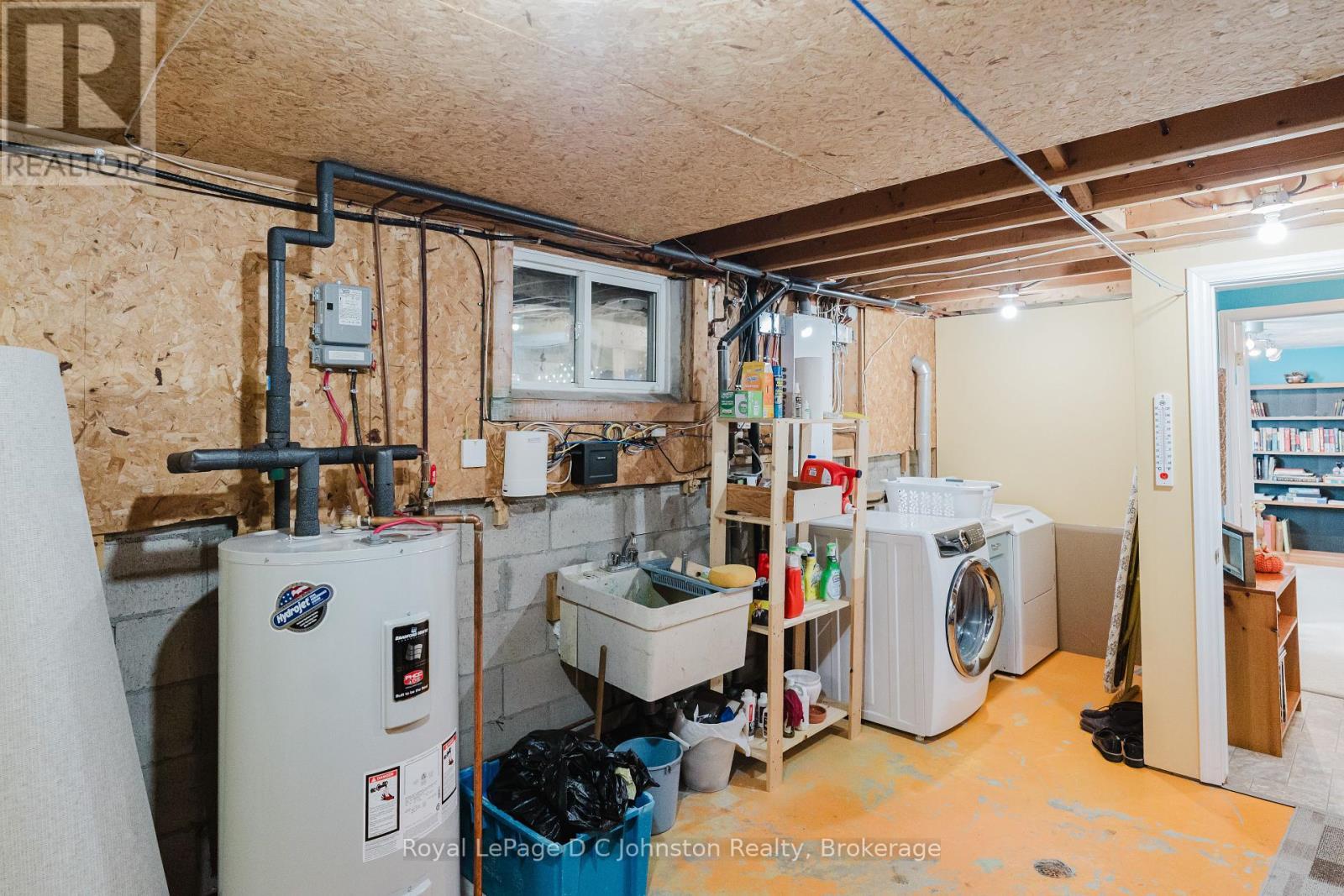












929 WELLINGTON STREET

,
Saugeen Shores,




Ontario
N0H2C3

