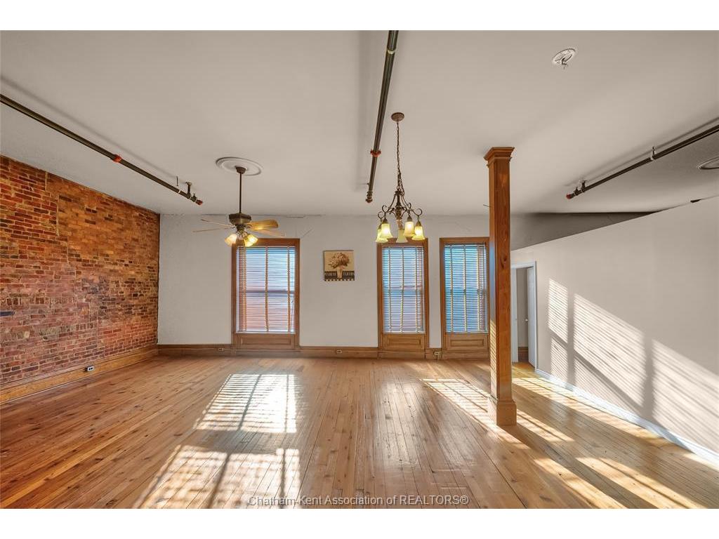 









18


Main

Street,
Ridgetown,




ON
N0P 2C0

