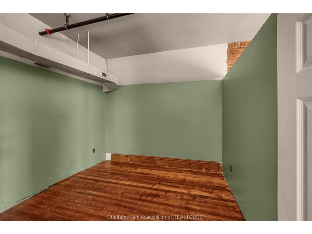 









18


Main

Street,
Ridgetown,




ON
N0P 2C0

