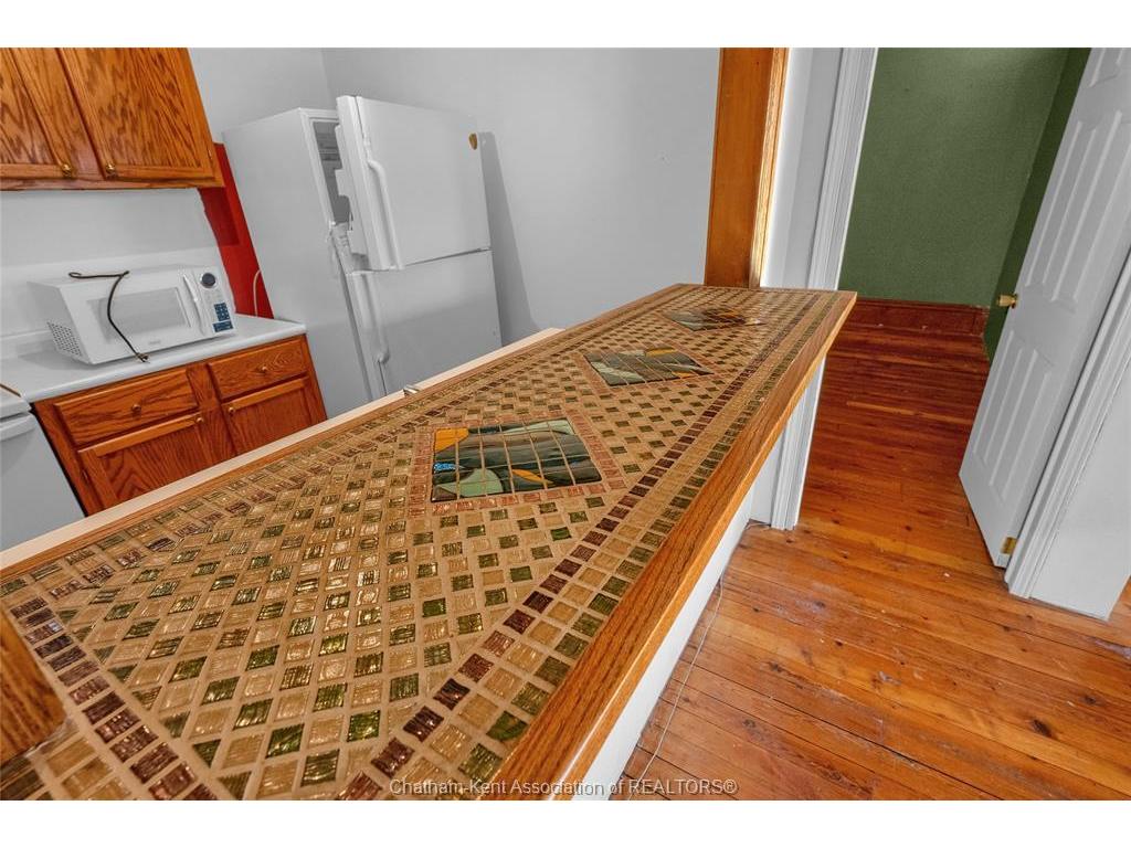 









18


Main

Street,
Ridgetown,




ON
N0P 2C0

