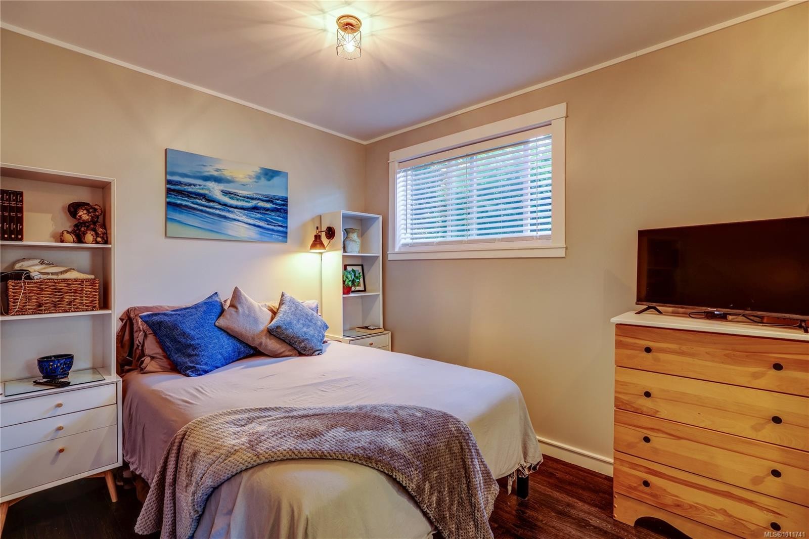 









93


Ashlar

Ave,
Nanaimo,




BC
V9R 3P3


