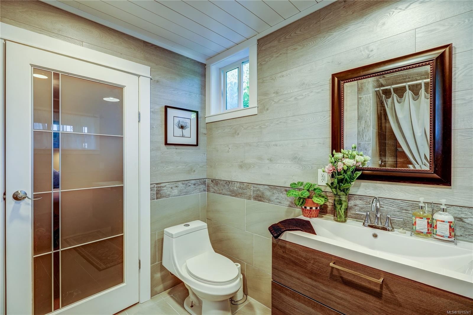 









93


Ashlar

Ave,
Nanaimo,




BC
V9R 3P3

