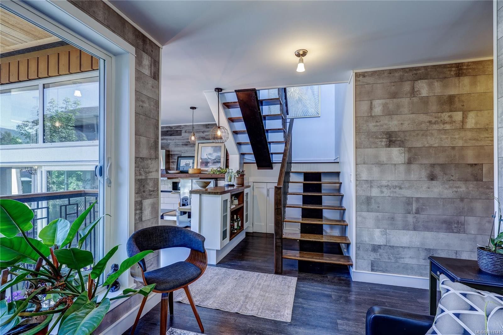 









93


Ashlar

Ave,
Nanaimo,




BC
V9R 3P3

