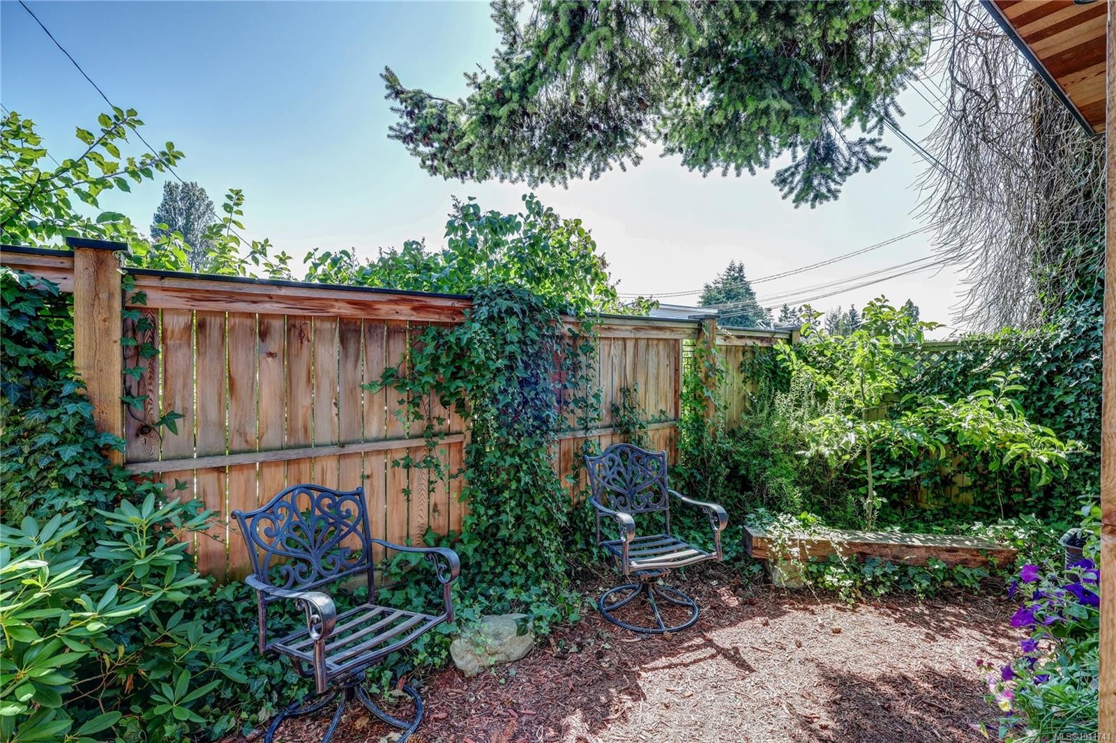 









93


Ashlar

Ave,
Nanaimo,




BC
V9R 3P3

