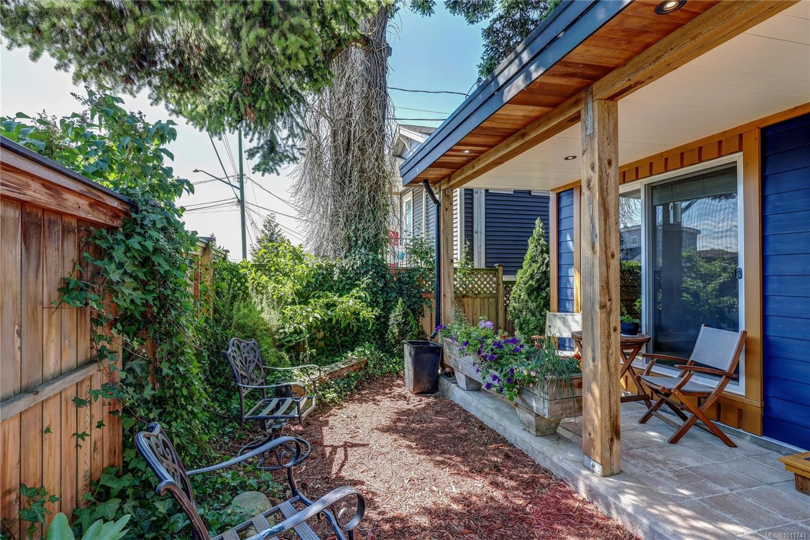 









93


Ashlar

Ave,
Nanaimo,




BC
V9R 3P3

