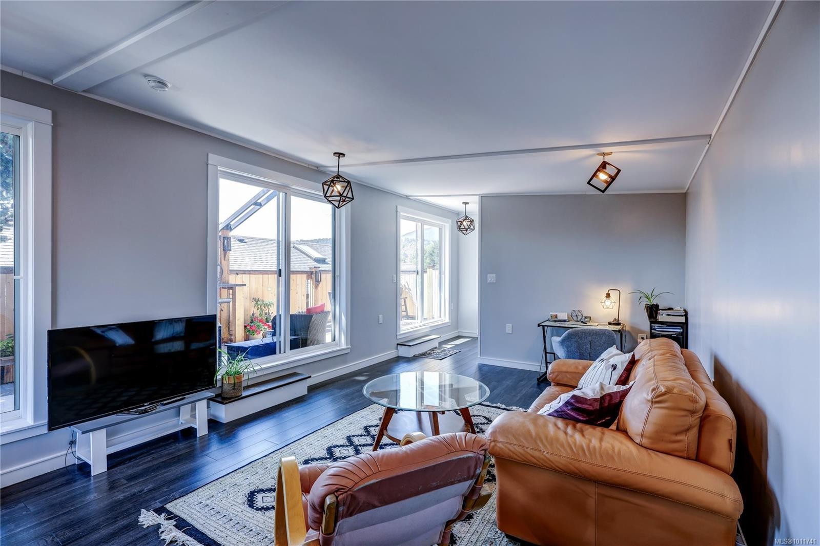









93


Ashlar

Ave,
Nanaimo,




BC
V9R 3P3

