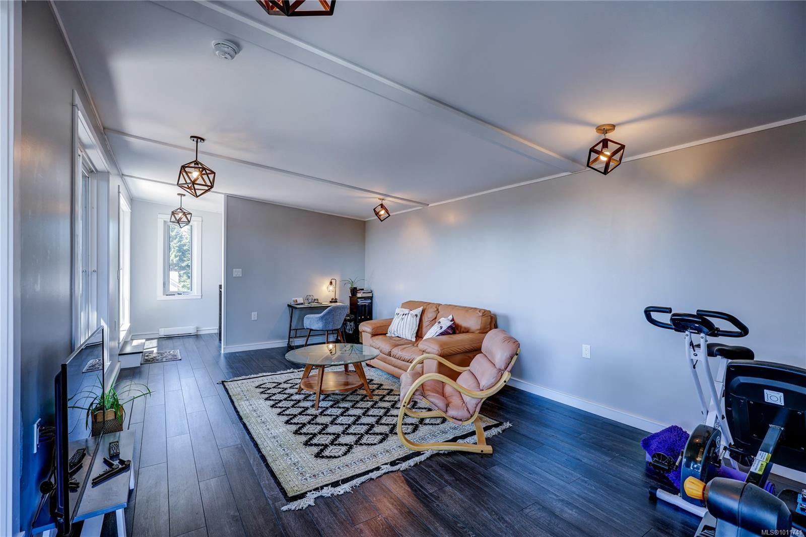 









93


Ashlar

Ave,
Nanaimo,




BC
V9R 3P3

