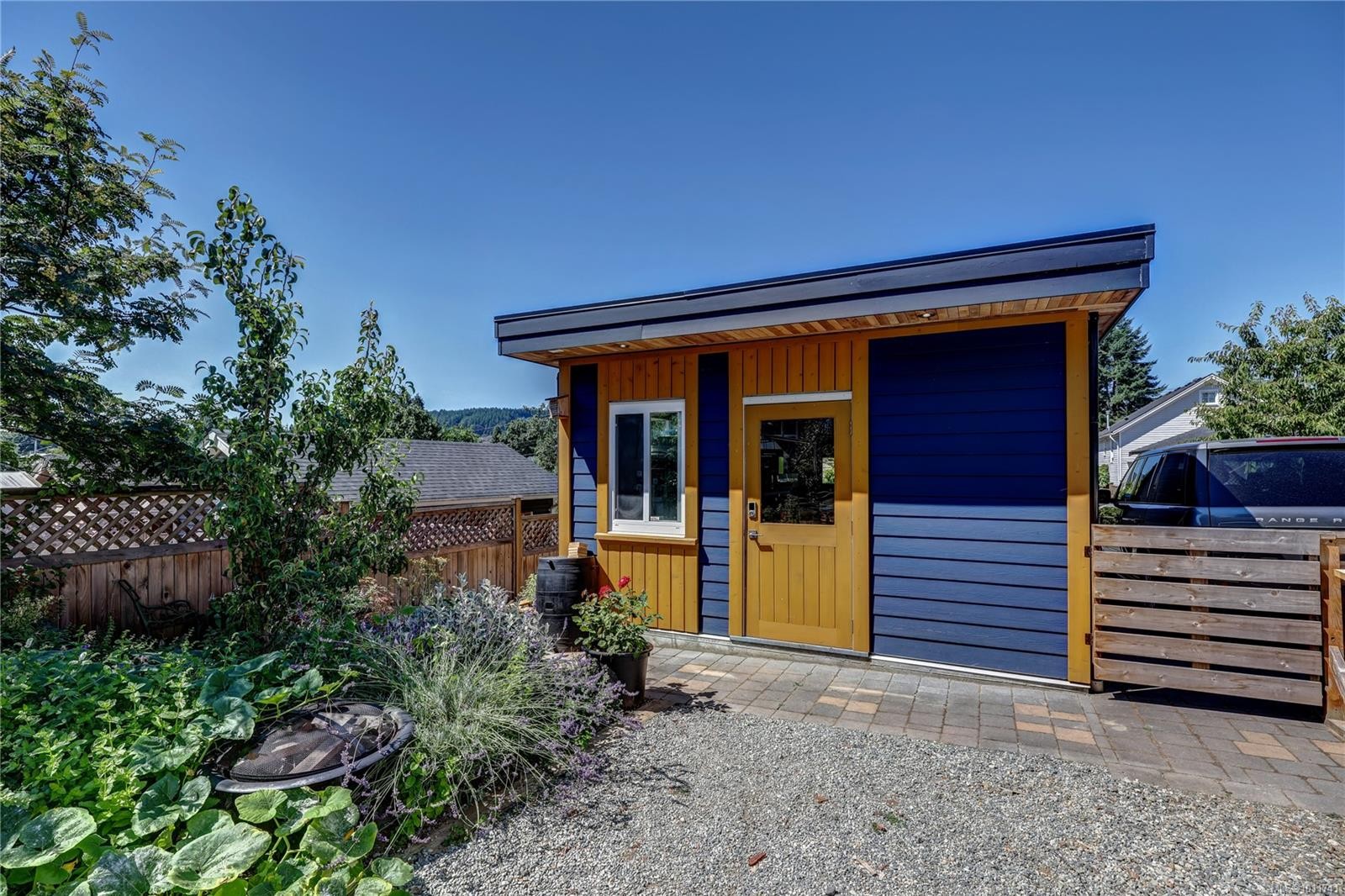 









93


Ashlar

Ave,
Nanaimo,




BC
V9R 3P3

