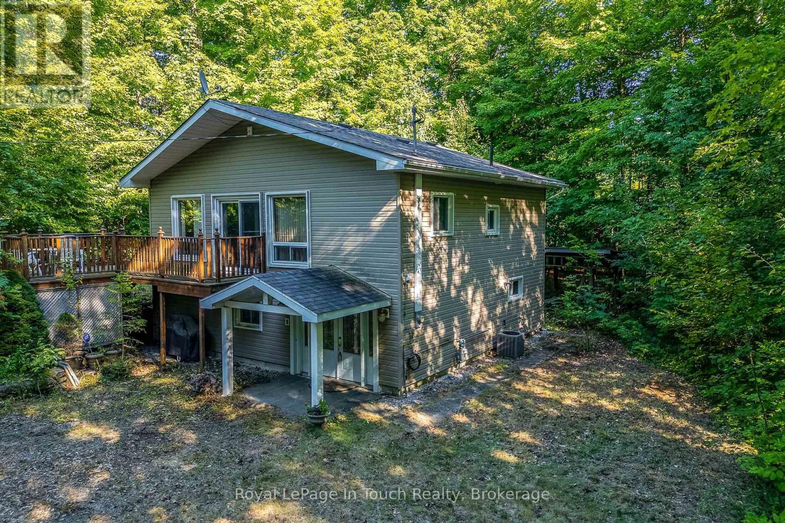 












5 GARY COURT

,
Tiny,




Ontario
L9M0H3

