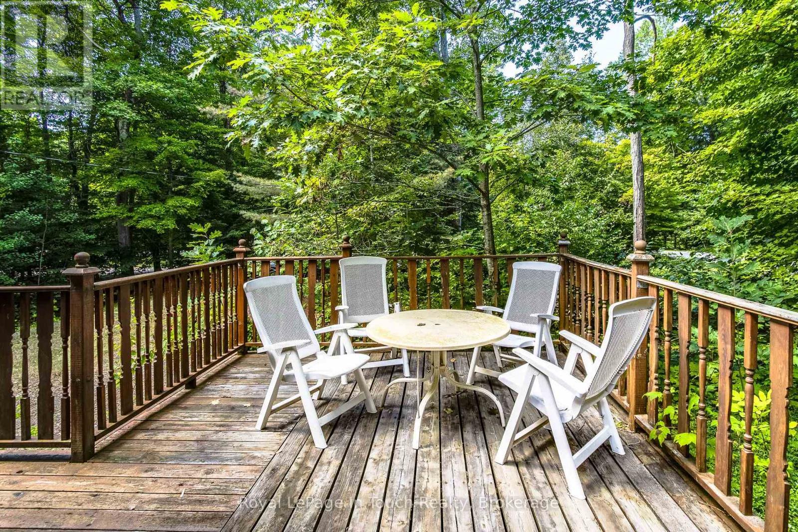 












5 GARY COURT

,
Tiny,




Ontario
L9M0H3

