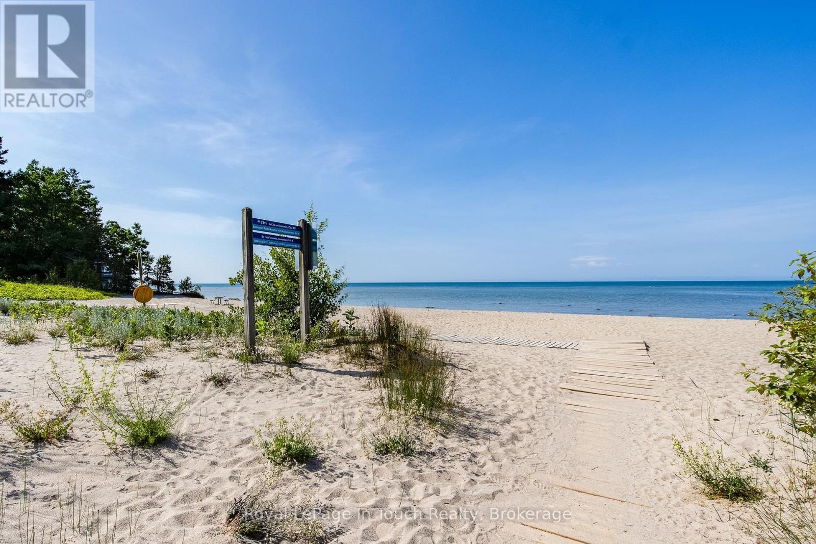 












5 GARY COURT

,
Tiny,




Ontario
L9M0H3

