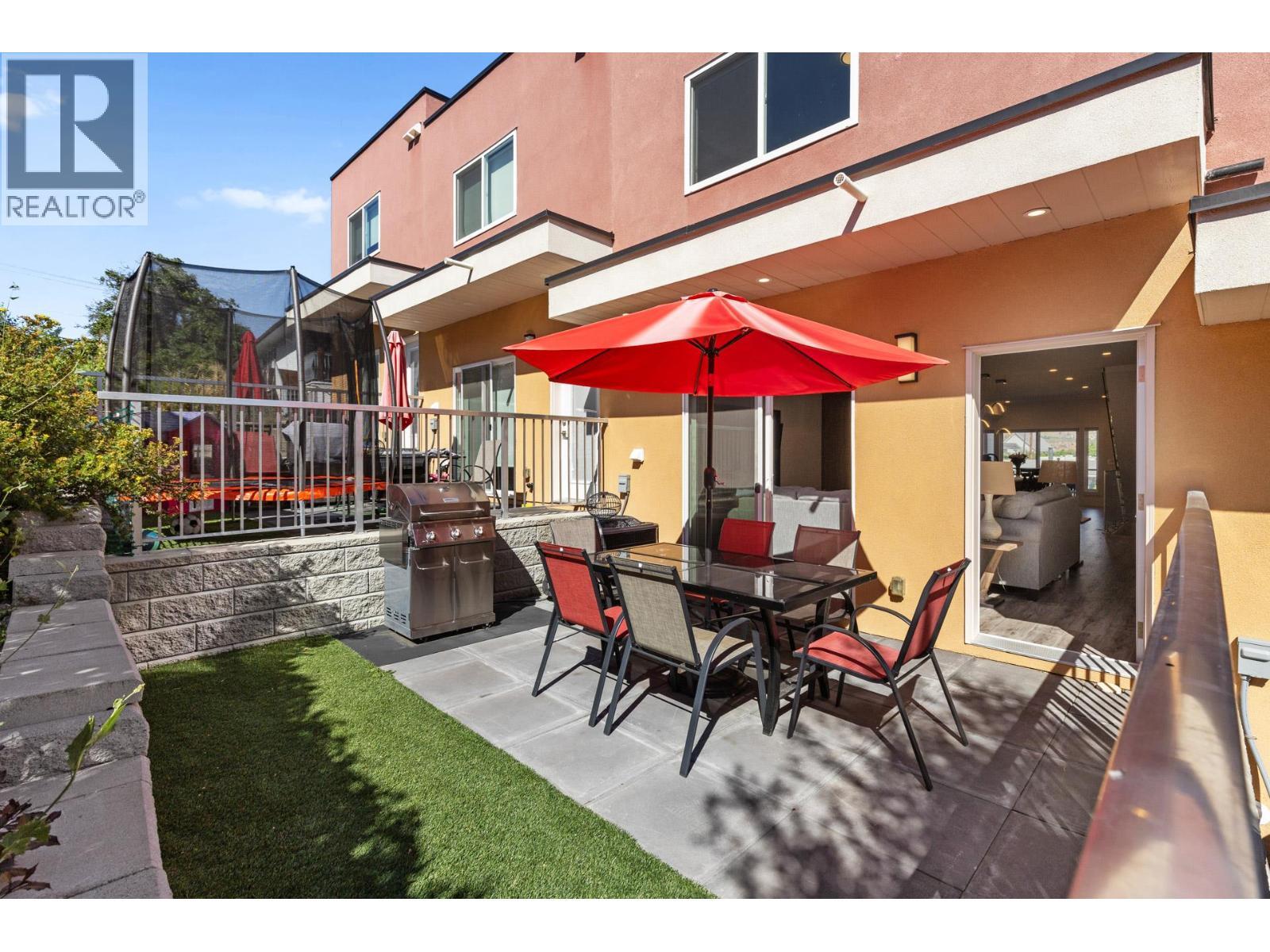 












18 Loon Crescent Unit# 3

,
Osoyoos,




British Columbia
V0H1V1

