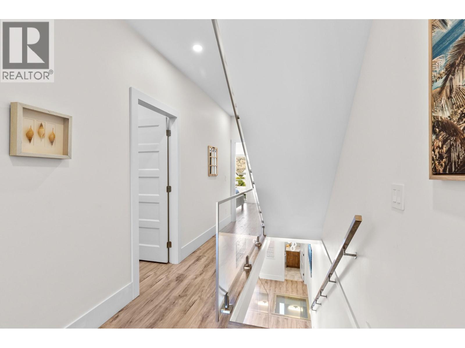 












18 Loon Crescent Unit# 3

,
Osoyoos,




British Columbia
V0H1V1

