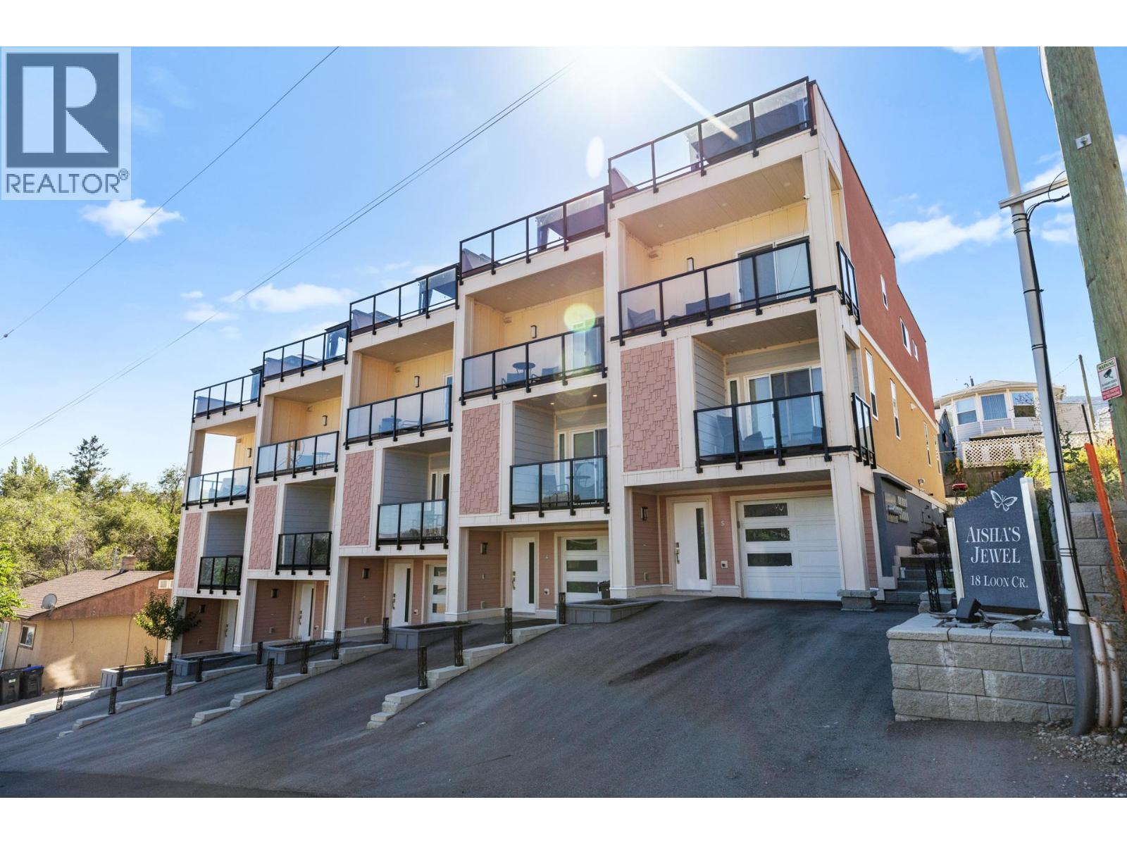 












18 Loon Crescent Unit# 3

,
Osoyoos,




British Columbia
V0H1V1

