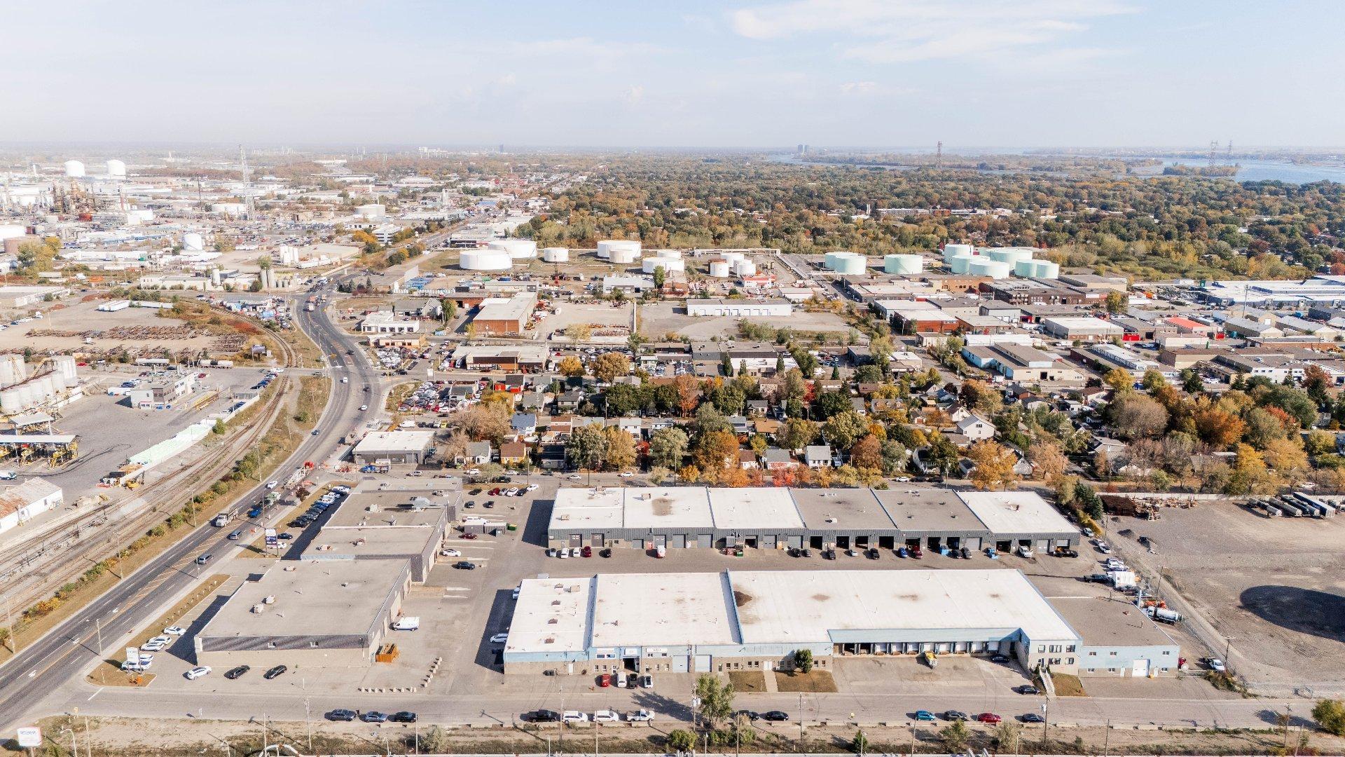 









11000


Rue Sherbrooke E.

, B19-B20,
Montréal-Est,




QC
H1B5W1

