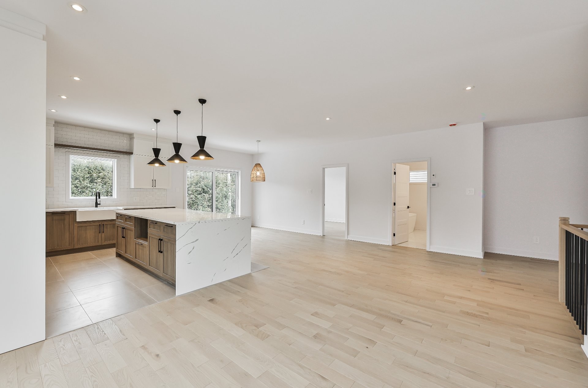 









860


Rue du Faubourg

,
Saint-Jérôme,




QC
J5L0H9

