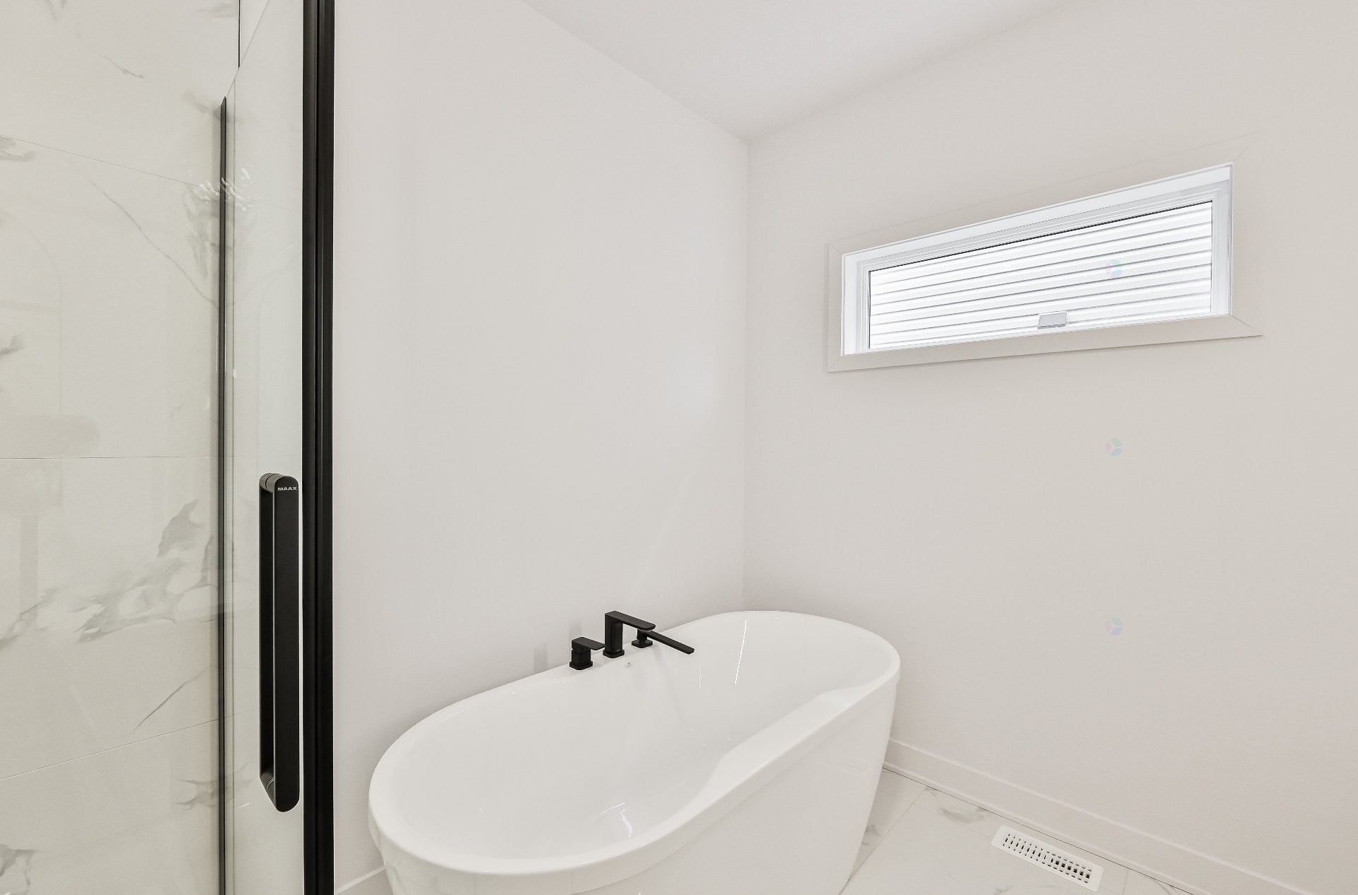 









860


Rue du Faubourg

,
Saint-Jérôme,




QC
J5L0H9

