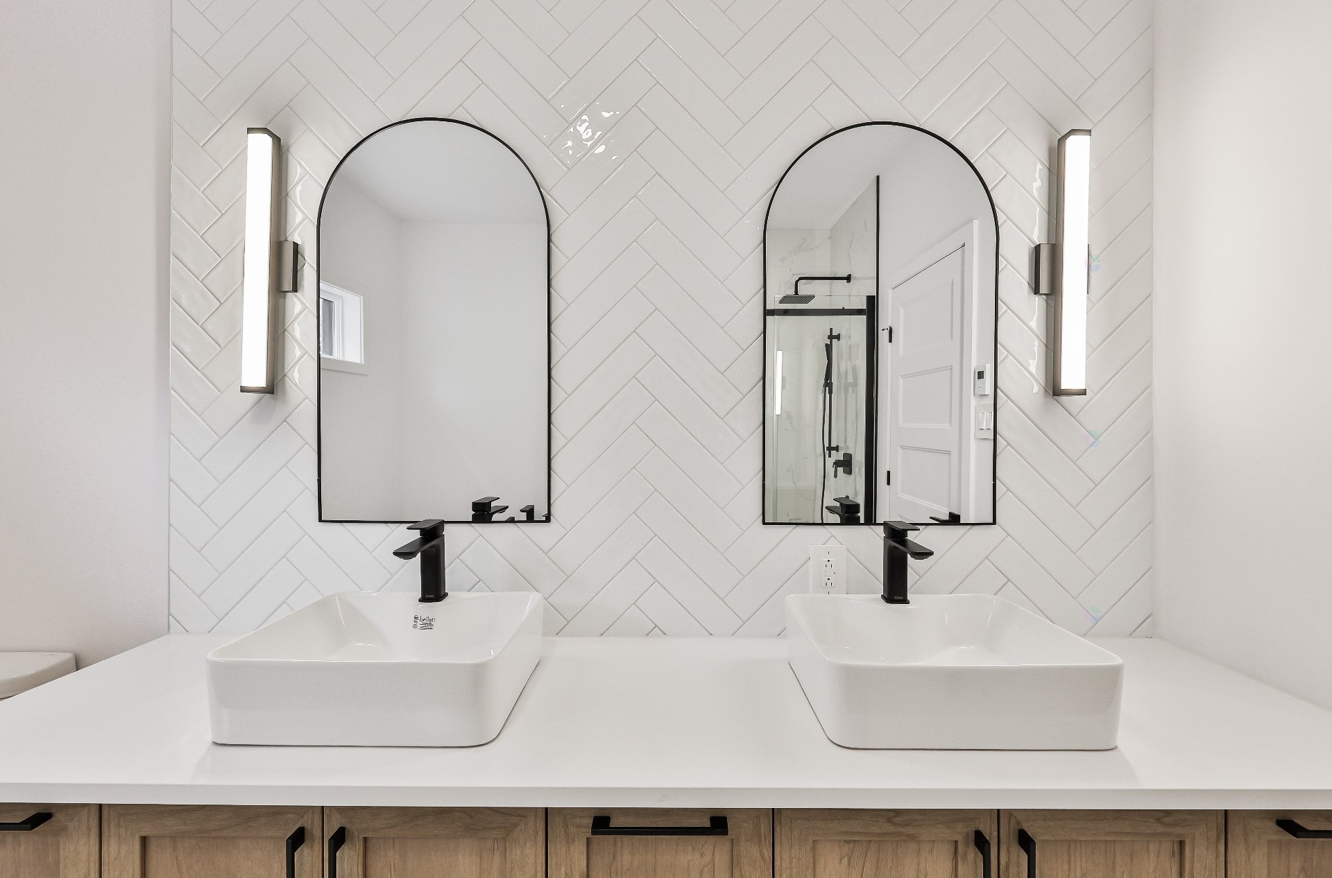 









860


Rue du Faubourg

,
Saint-Jérôme,




QC
J5L0H9

