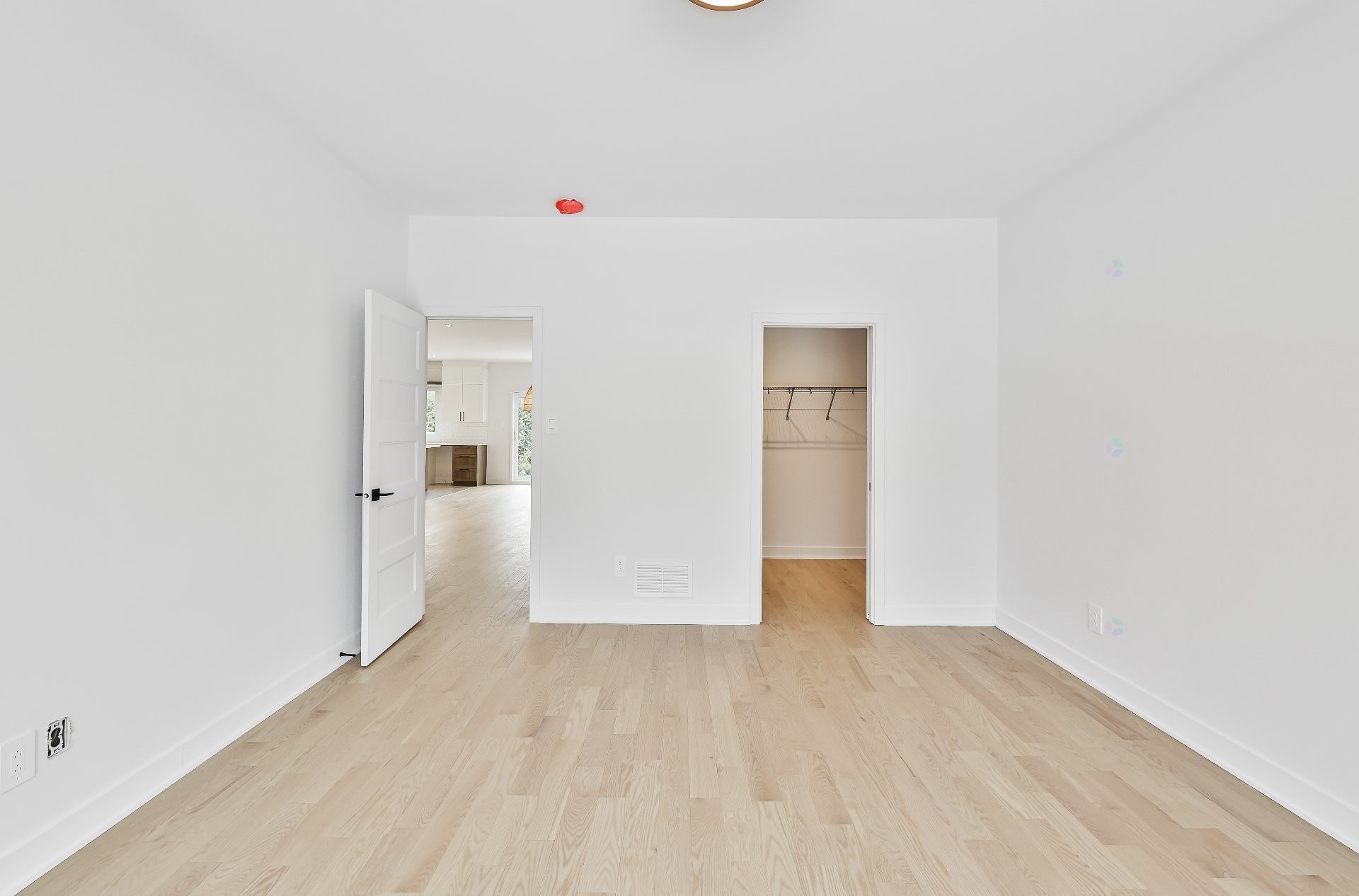 









860


Rue du Faubourg

,
Saint-Jérôme,




QC
J5L0H9

