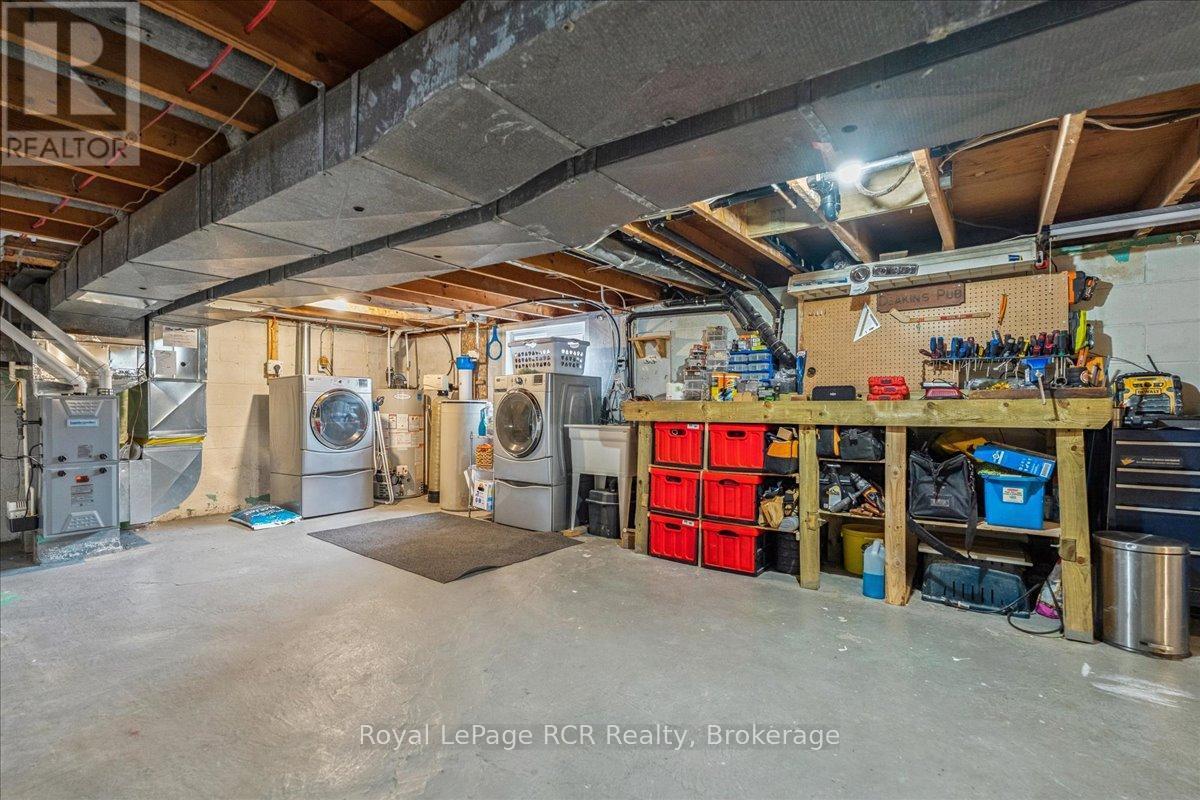 












224 FINDEN STREET

,
Georgian Bluffs,




Ontario
N4K6V5

