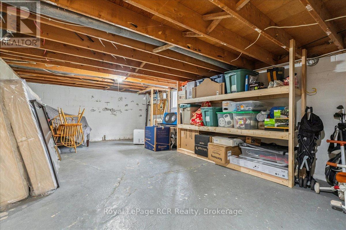 












224 FINDEN STREET

,
Georgian Bluffs,




Ontario
N4K6V5

