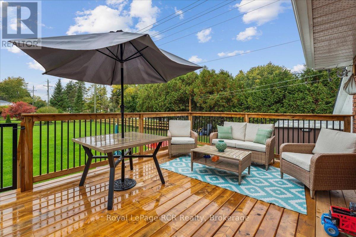 












224 FINDEN STREET

,
Georgian Bluffs,




Ontario
N4K6V5

