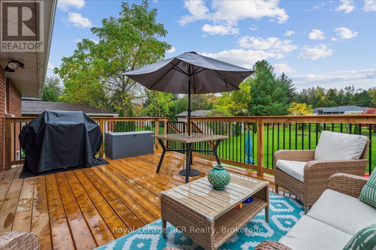 












224 FINDEN STREET

,
Georgian Bluffs,




Ontario
N4K6V5

