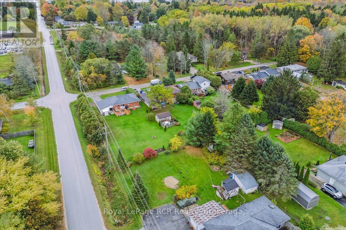 












224 FINDEN STREET

,
Georgian Bluffs,




Ontario
N4K6V5

