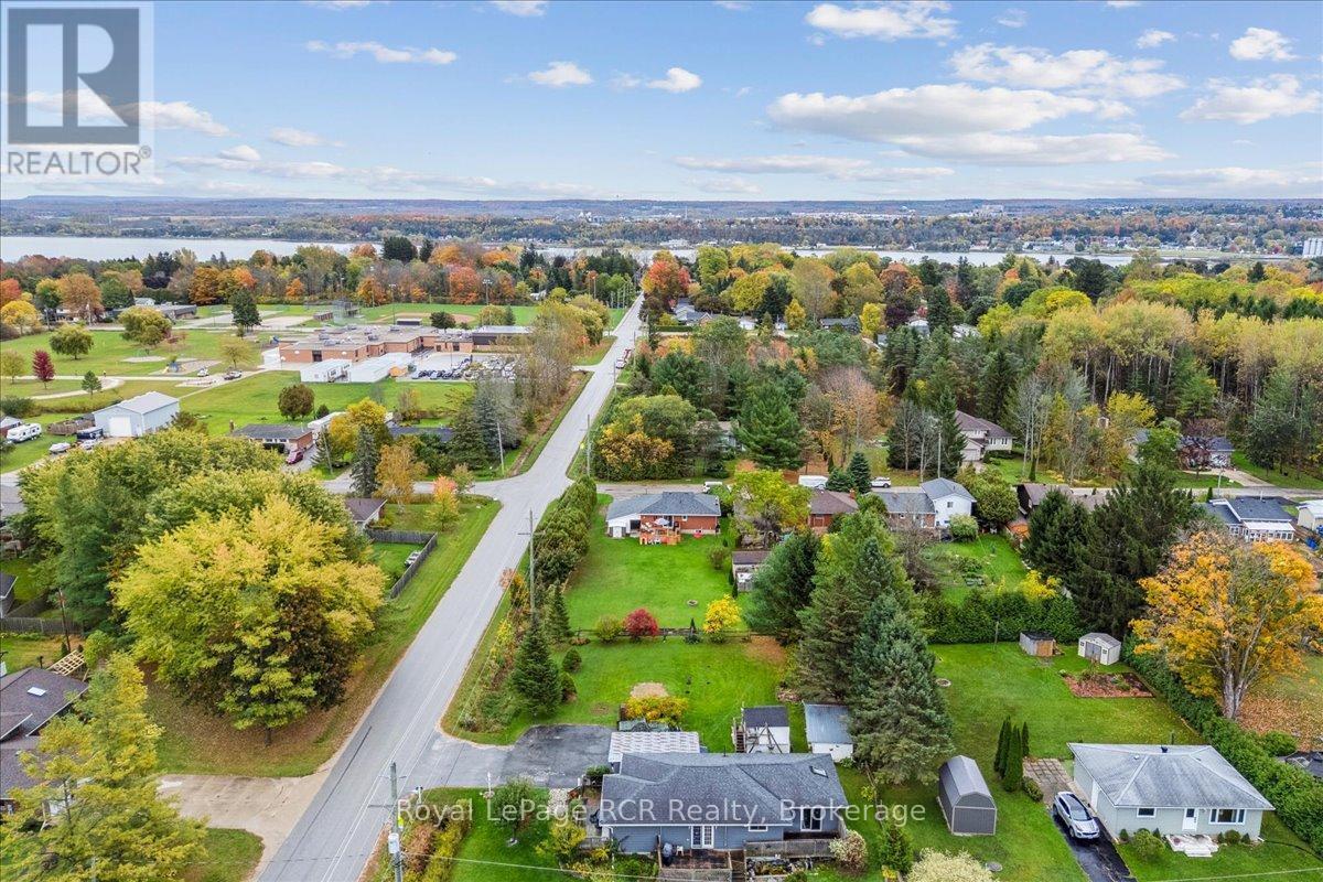 












224 FINDEN STREET

,
Georgian Bluffs,




Ontario
N4K6V5

