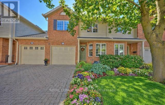 












35 - 275 PELHAM ROAD

,
St. Catharines (Rykert/Vansickle),




Ontario
L2S3B9

