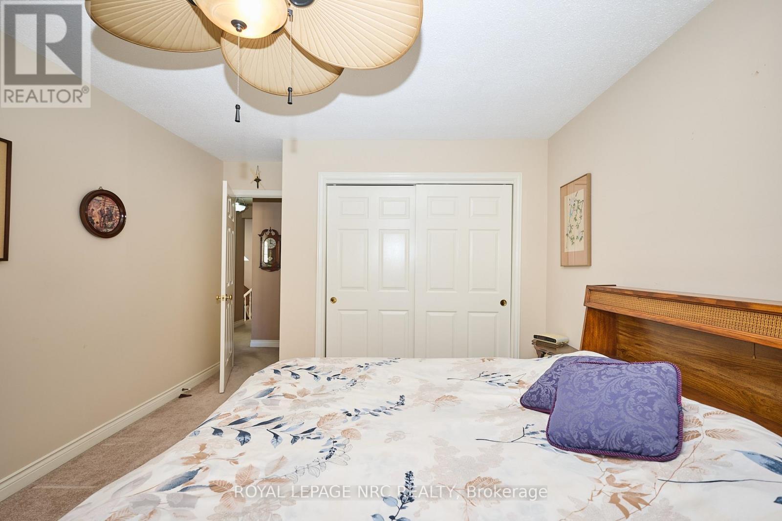 












35 - 275 PELHAM ROAD

,
St. Catharines (Rykert/Vansickle),




Ontario
L2S3B9

