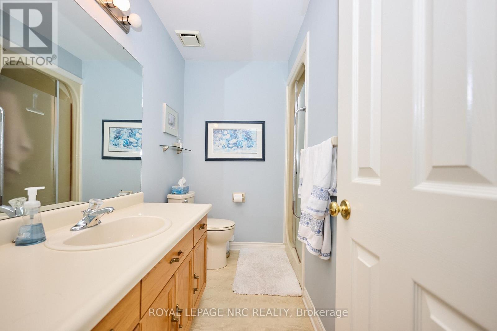 












35 - 275 PELHAM ROAD

,
St. Catharines (Rykert/Vansickle),




Ontario
L2S3B9

