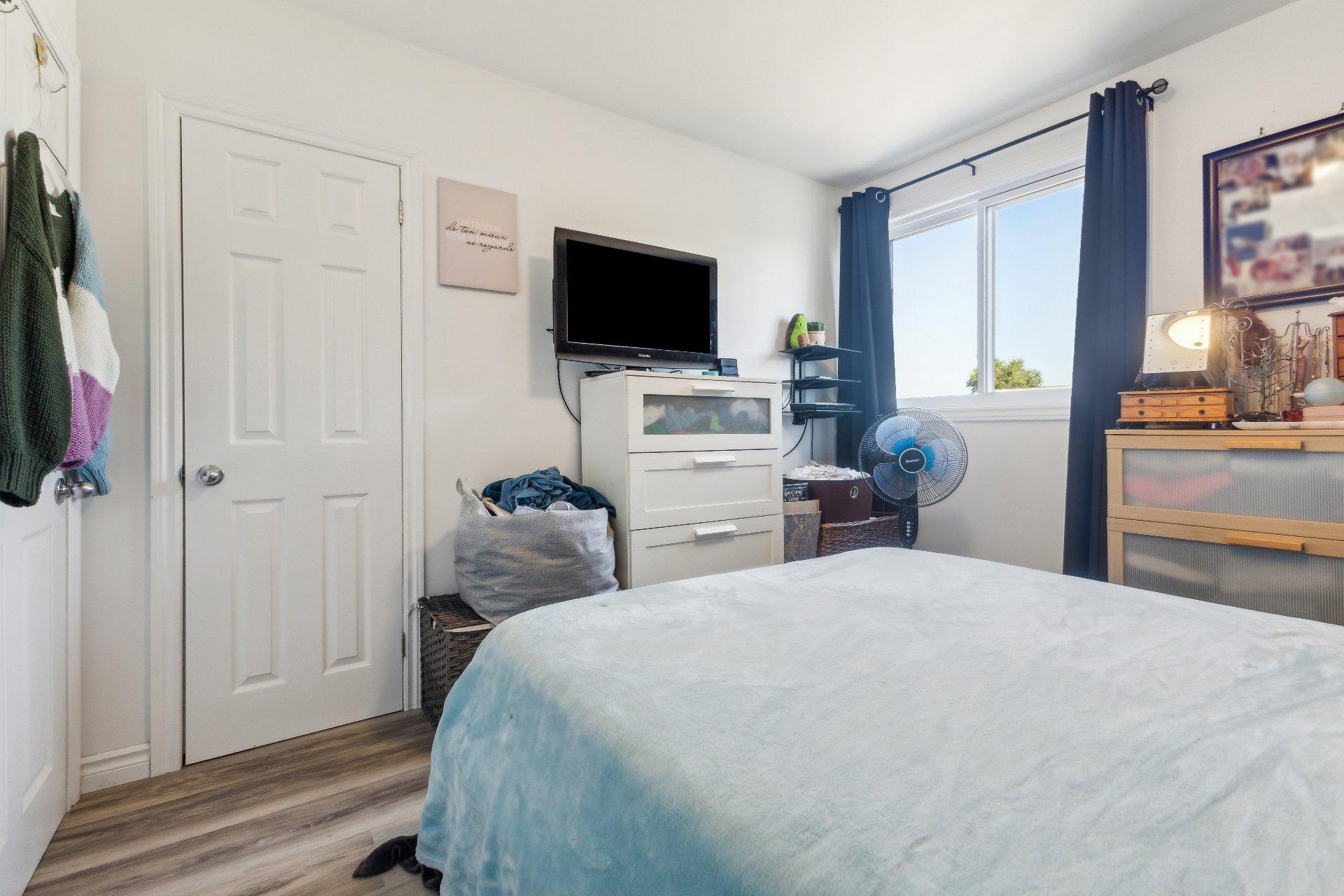 









350


Rue Laviolette

,
Gatineau (Gatineau),




QC
J8P5Z2

