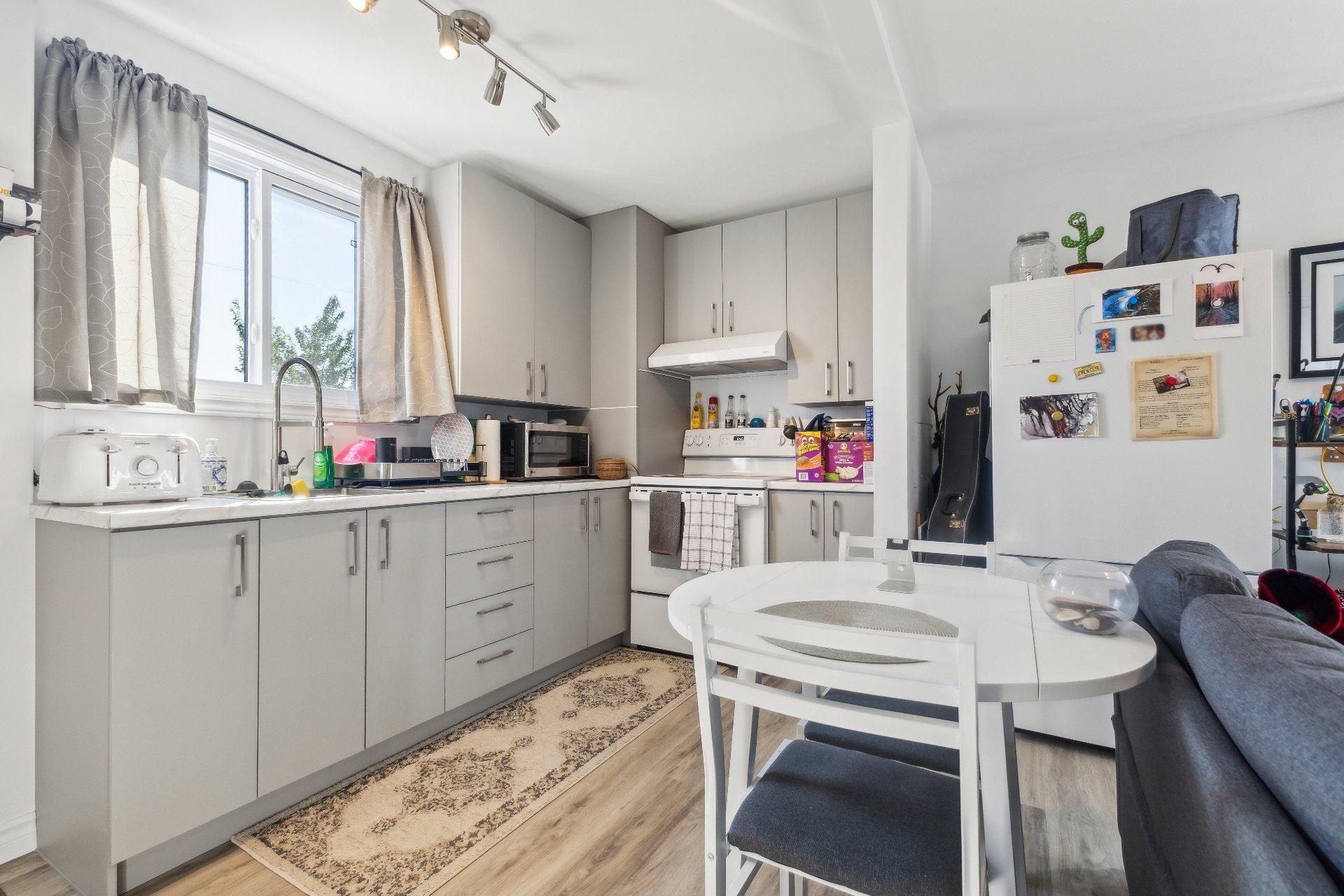 









350


Rue Laviolette

,
Gatineau (Gatineau),




QC
J8P5Z2

