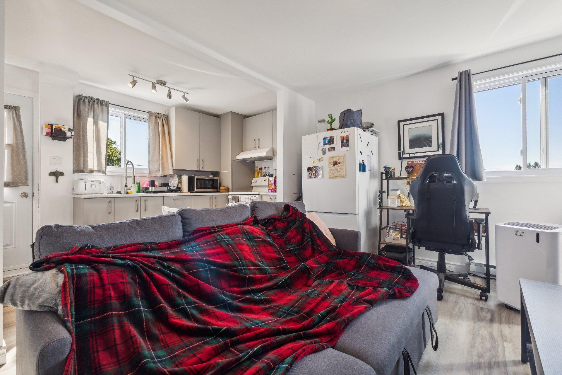 









350


Rue Laviolette

,
Gatineau (Gatineau),




QC
J8P5Z2

