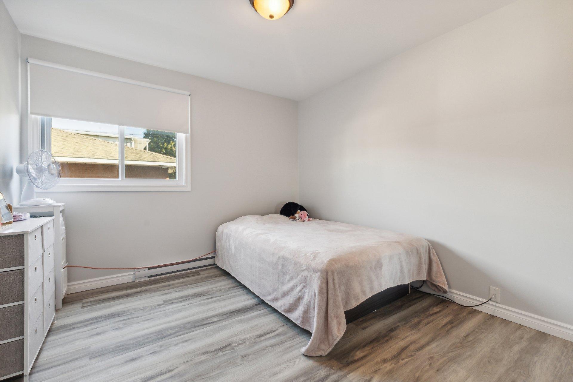 









350


Rue Laviolette

,
Gatineau (Gatineau),




QC
J8P5Z2

