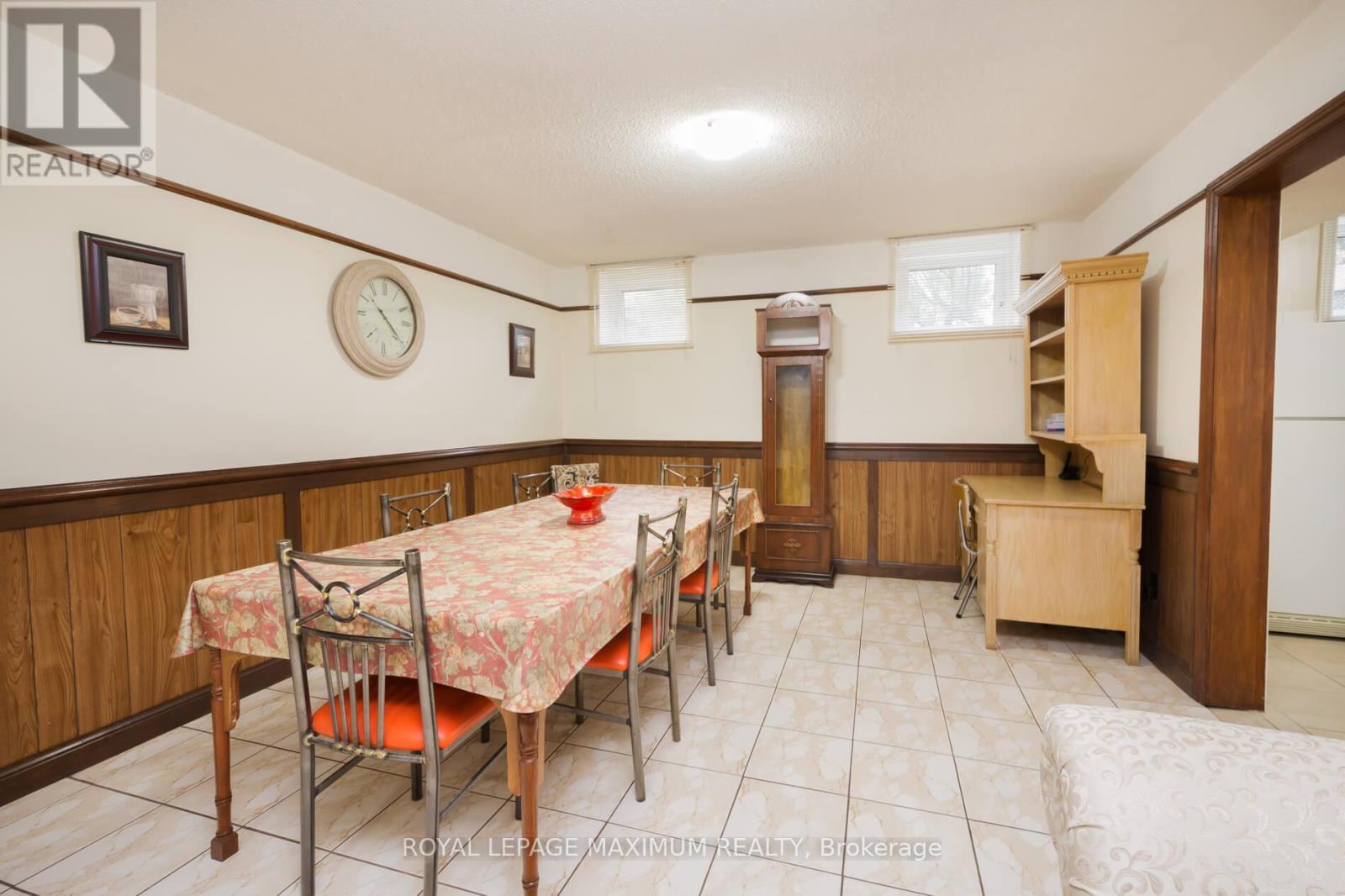 












119 GLEN LONG AVENUE

,
Toronto,




Ontario
M6B2M4

