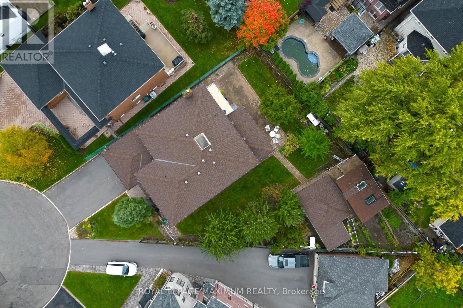 












119 GLEN LONG AVENUE

,
Toronto,




Ontario
M6B2M4

