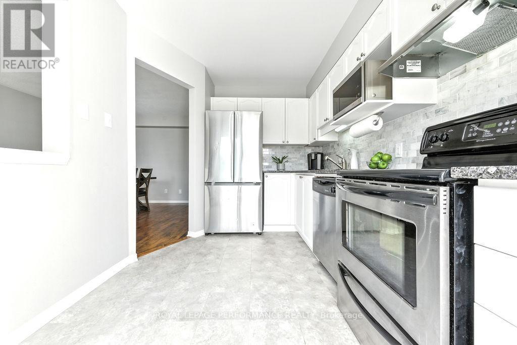 












1649 GREYWOOD DRIVE

,
Ottawa,




Ontario
K1C7L9

