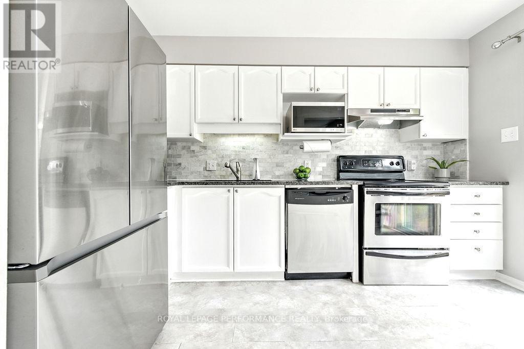 












1649 GREYWOOD DRIVE

,
Ottawa,




Ontario
K1C7L9

