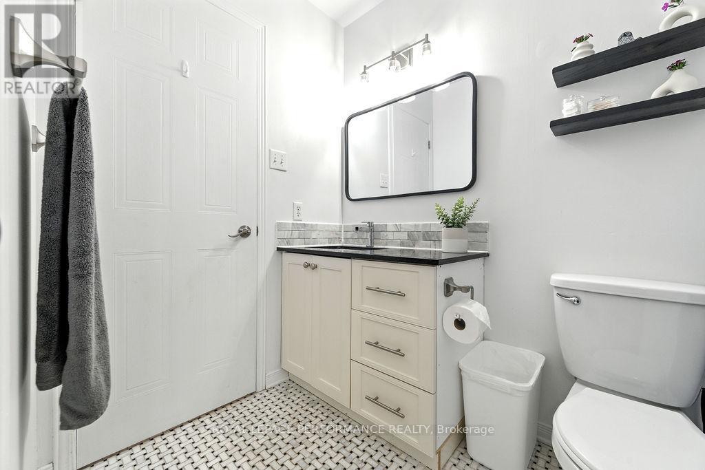 












1649 GREYWOOD DRIVE

,
Ottawa,




Ontario
K1C7L9

